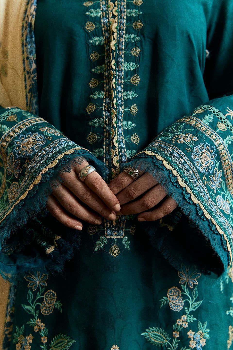 Coco Unstitched 3 Pc Dhanak stuff